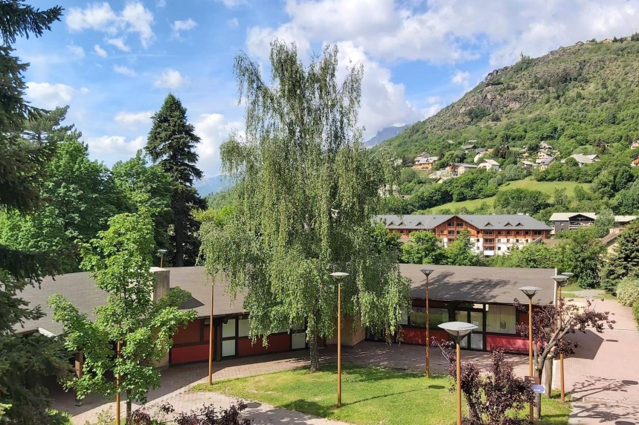 Beautiful Studio With Balcony In Briancon Exteriér fotografie